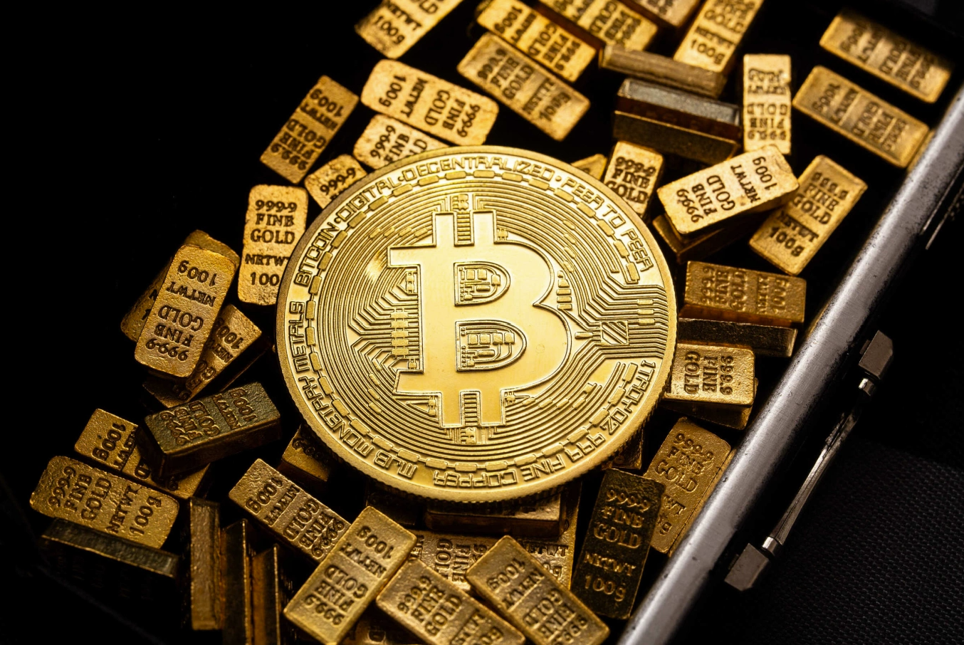 JPMorgan: Bitcoin hấp dẫn hơn vàng trong dài hạn